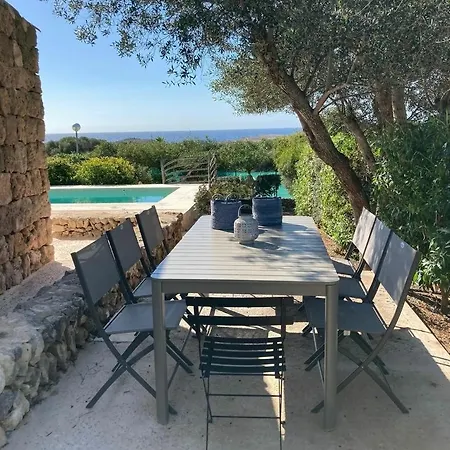 Casa Mediterranea, A 30 Metros De La Playa * Sant Lluís